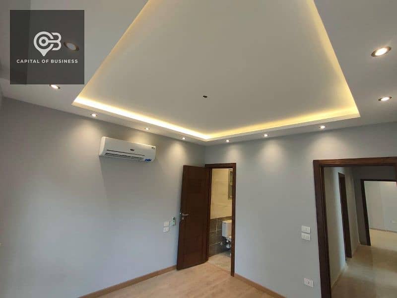 4 WhatsApp Image 2025-10-15 at 11.41. 14 AM (1). jpg