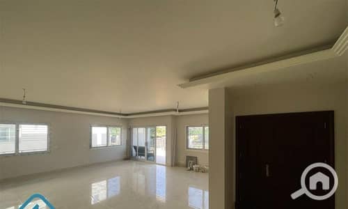 4 Bedroom Villa for Rent in Madinaty, Cairo - 52f01238-5c2f-4ad8-a6d5-845bca1deac4. jpg