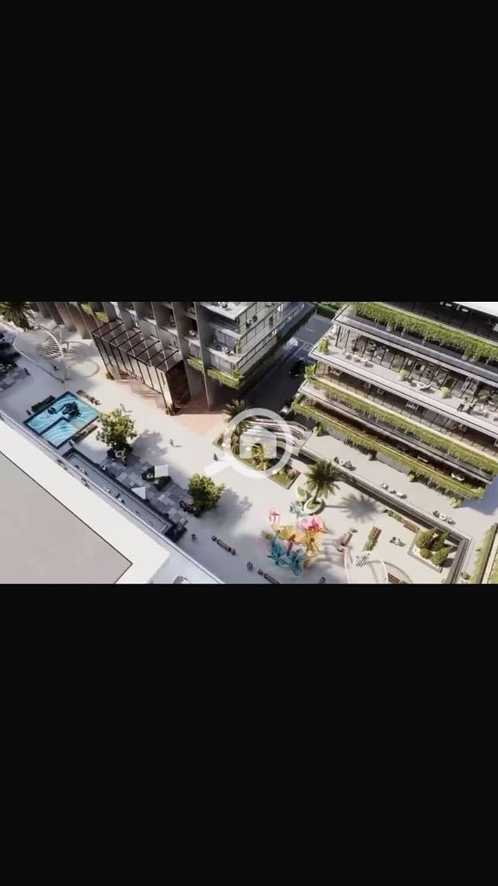 8 5812209f-e837-46d6-bd6c-b58f53b9ea76. jpg