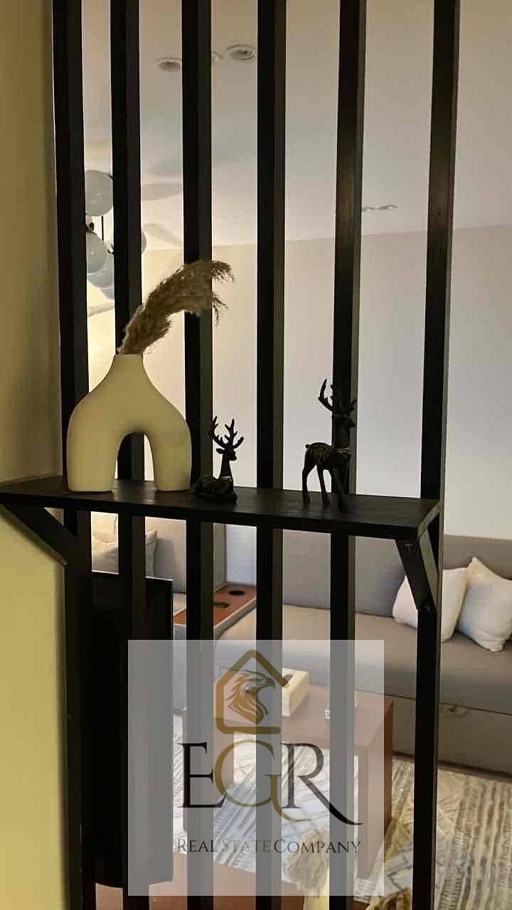 4 c6f77538-6a6e-48e2-8da9-9791e11df4c7. jpg