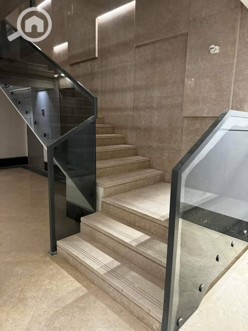 7 c9327358-c784-4a45-a592-4671fce1f868. jpg