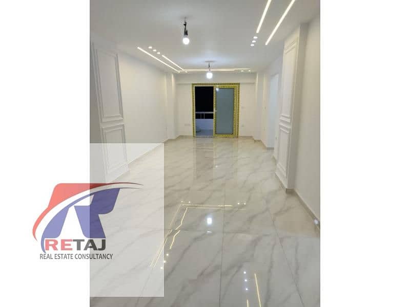 6 bcd8786d-e083-4ace-af1d-7eaaecd0ba3b. jfif. jpg