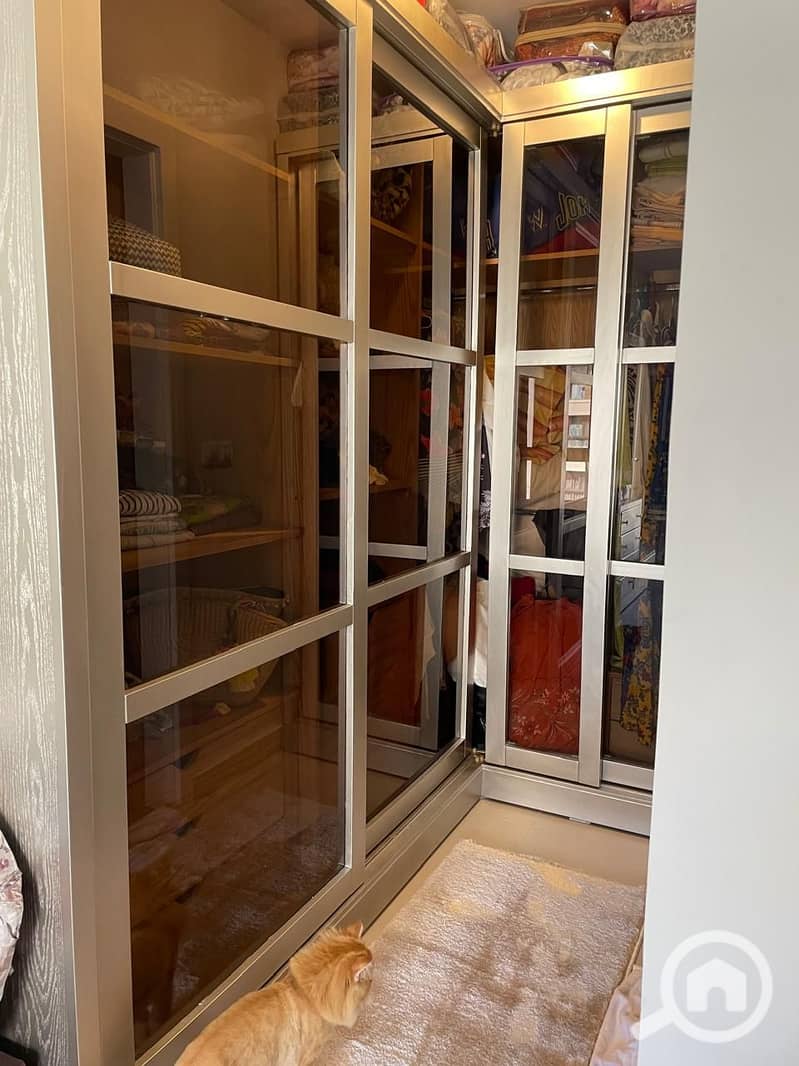 12 b8998df1-4c33-44d6-8aca-114b498e58fe. jpeg