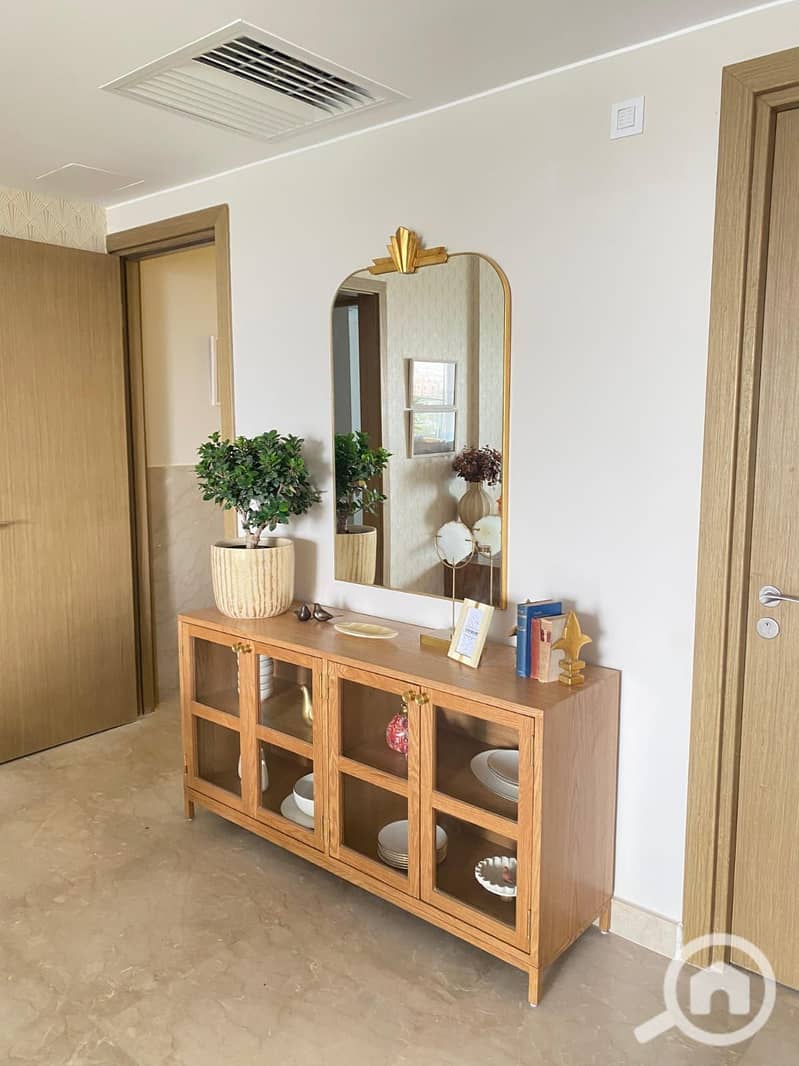 10 WhatsApp Image 2025-04-23 at 14.32. 03_14490830. jpg