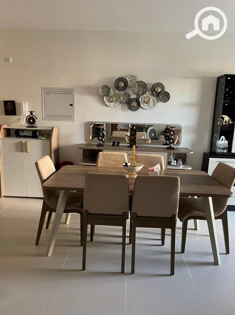 5 02dea92f-a4da-4191-a574-c7ef208dee31. jpeg