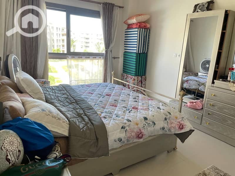 14 895fe334-988c-448f-a7d4-825905297f4e. jpeg