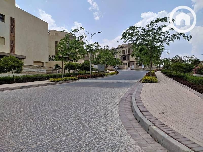 9 458236420_1043335156826693_7060211221532584069_n. jpg