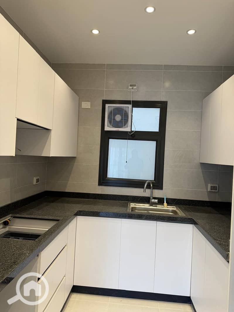 6 50943737-94c1-453d-924a-4d56a6ecb48c. jpg