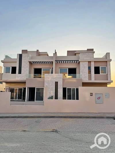 فیلا 4 غرف نوم للبيع في 6 أكتوبر، الجيزة - 569916032_3171374976397547_8833099226933392099_n. jpg