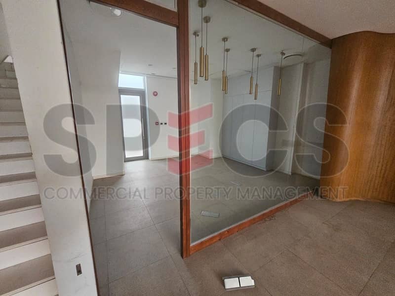 4 2aa220eb-4d55-4d21-bcb7-270e62e53aaf. jpeg