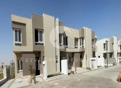 تاون هاوس 3 غرف نوم للبيع في 6 أكتوبر، الجيزة - WhatsApp Image 2021-11-25 at 5.03. 28 PM. jpeg تاون هاوس 3 غرف نوم للبيع في 6 أكتوبر، الجيزة - WhatsApp Image 2021-11-25 at 5.03. 28 PM. jpeg