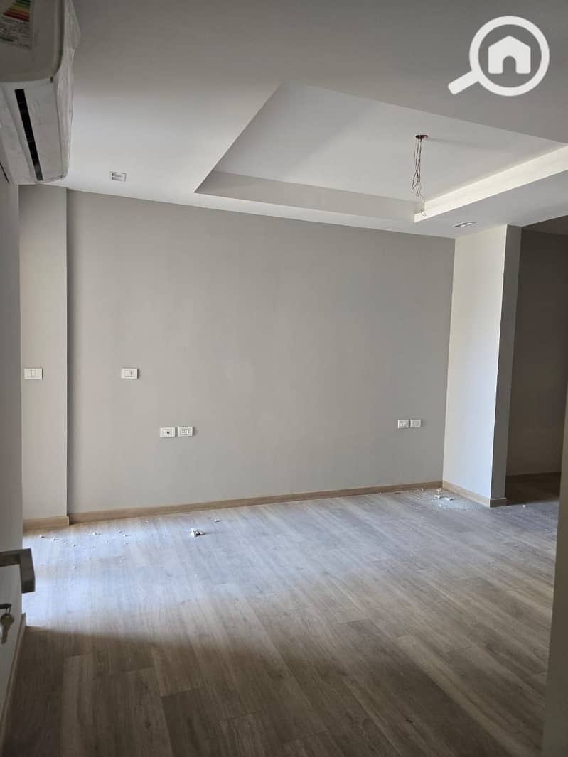 2 WhatsApp Image 2025-09-16 at 14.57. 42_60c1da0d. jpg