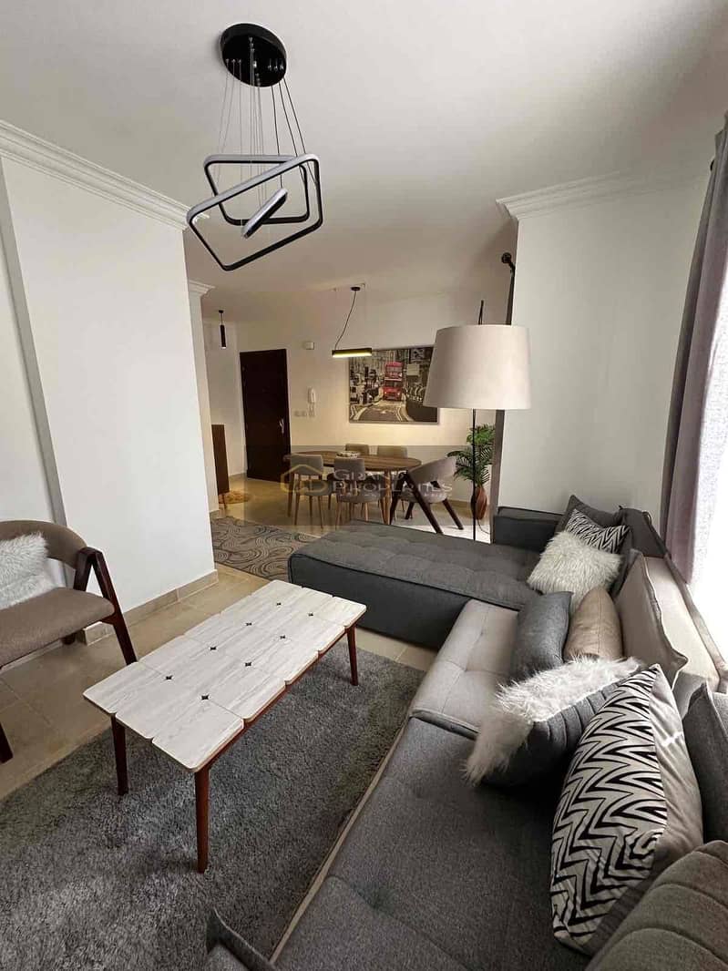 2 56920a36-3105-4343-9254-e51a6f2b52d8. jpg