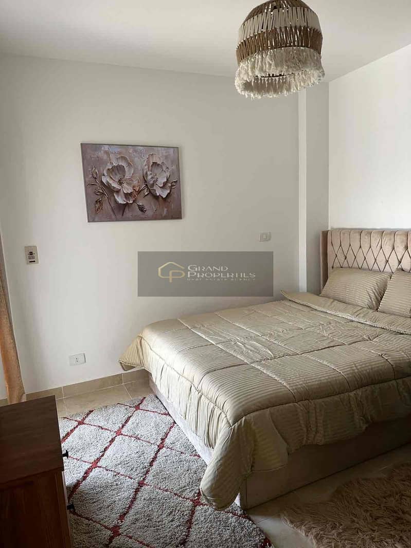 5 9d8b3f21-34cc-49af-a8d1-c86f7c105d29. jpg