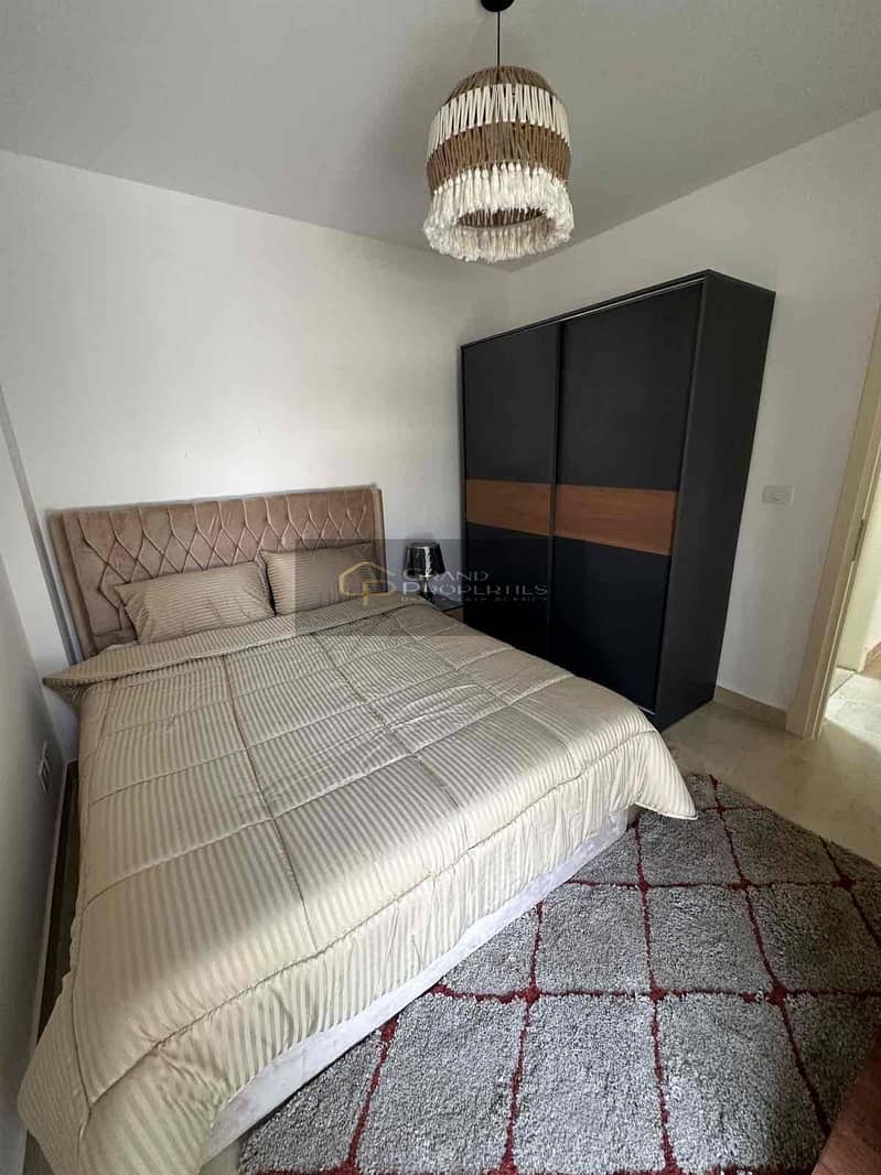 7 f43ff575-94b3-45ee-b0e4-034856d77947. jpg