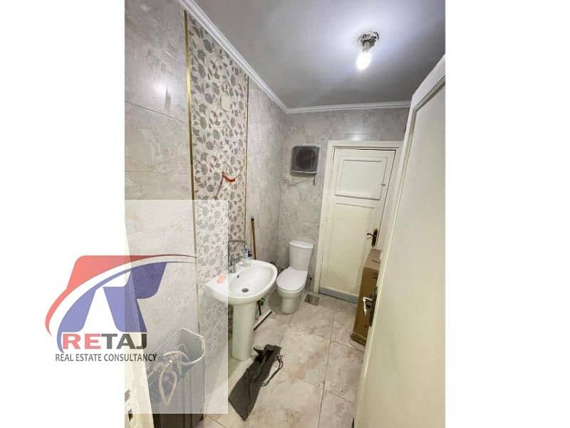 10 5a23a537-e2fe-42ff-bbaa-bfae0fd4a74e. jfif. jpg