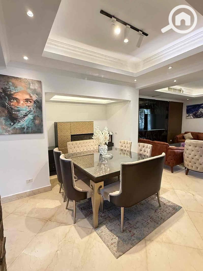 4 42c58ff2-82ca-4c20-9607-44d5d9446976. jpg