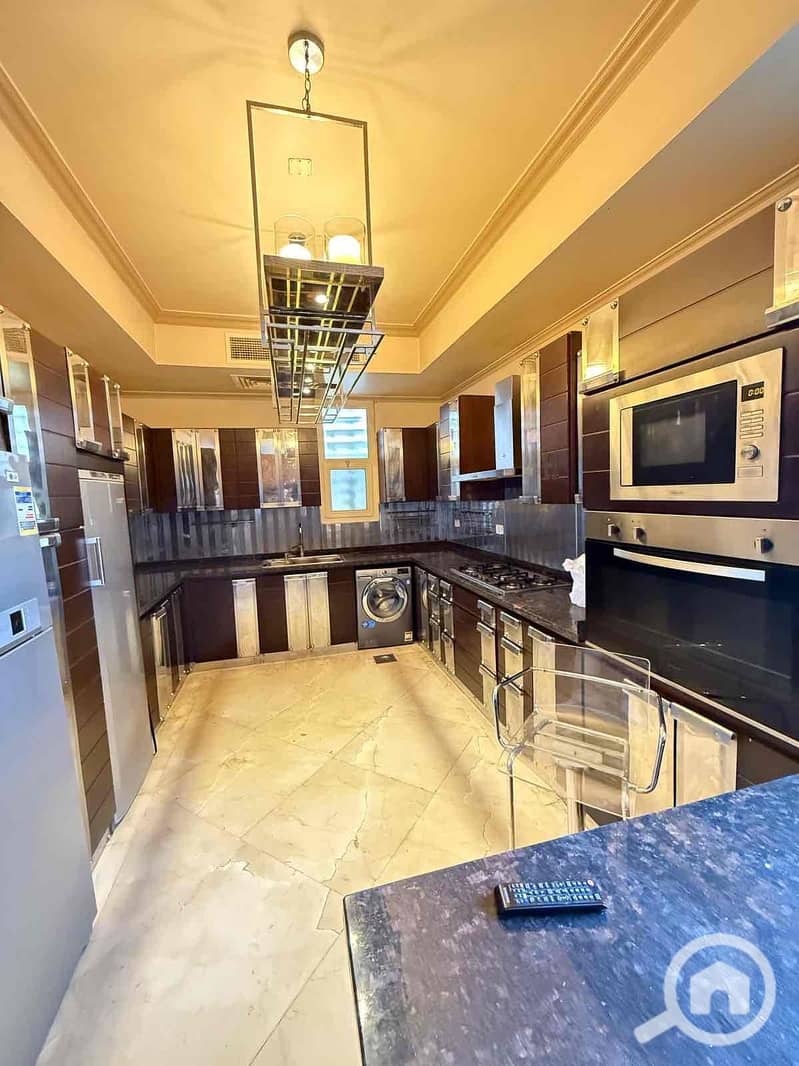 7 df5e3e01-ac17-4344-ade9-ba2b382bc0af. jpg