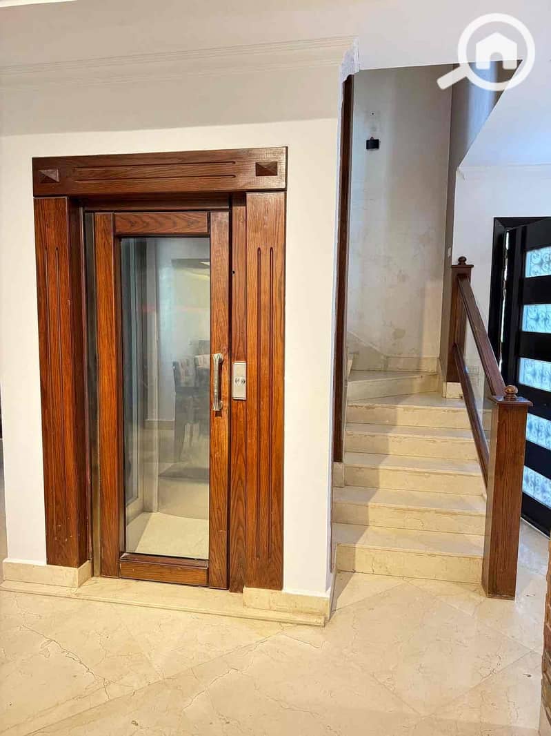 9 cfea8ebb-d31a-48c8-96ad-4391ab0dfb5c. jpg