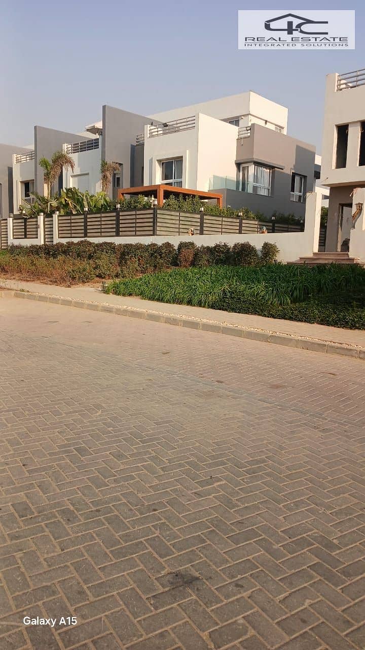 3 WhatsApp Image 2025-11-10 at 12.30. 49. jpeg