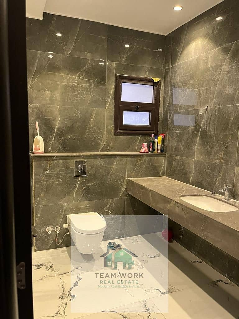 9 92cf0e31-11cf-4cfc-99c6-103949da0e3f. jpg