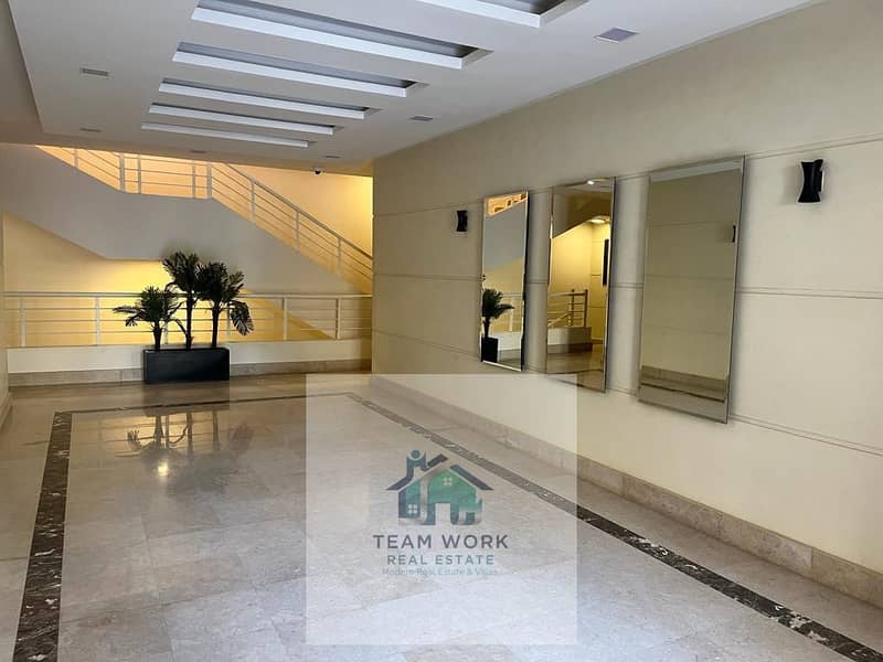 13 8101cd84-2a44-4792-a0df-47e6995b7eab. jpg