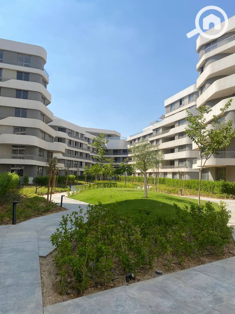 4 190e9f52-75ab-4b88-a102-ecbe08c9a3dc. jpeg