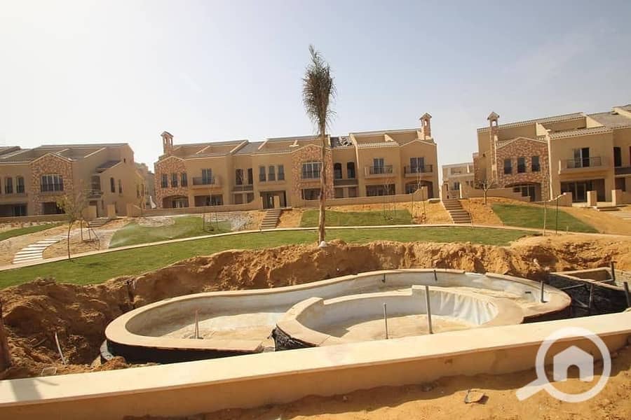 6 366843382_2262302844159415_5118180913326863945_n. jpg