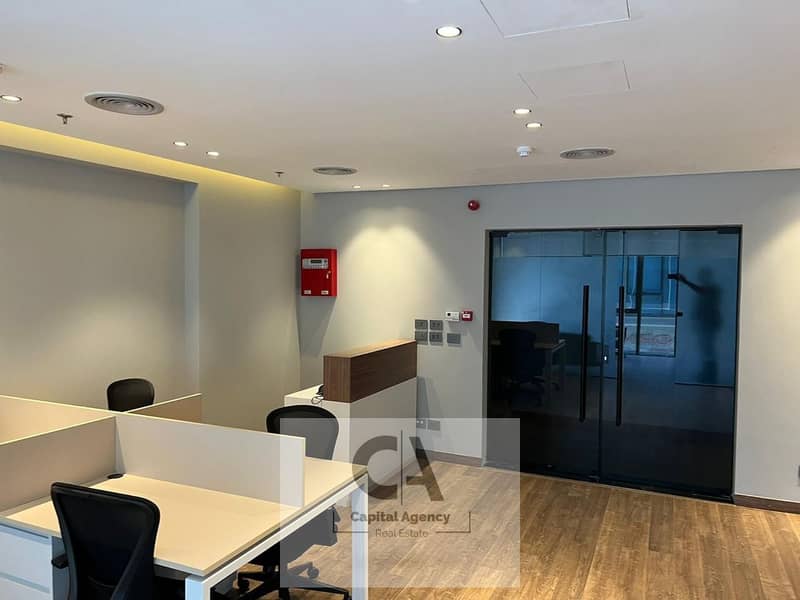 10 bcbdec01-9b20-4dda-9d25-854fc2b46b80. jpg