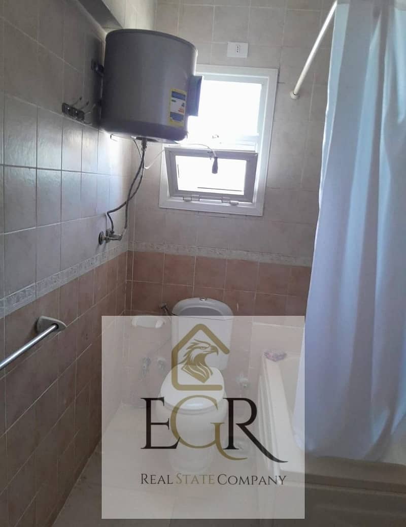 7 4072e28e-2cf0-478e-be0a-39fd230fb799. jpeg