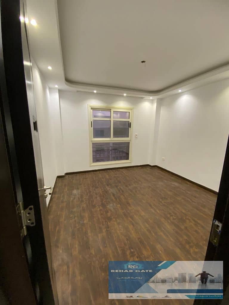 6 cfda53b0-52b2-4cc0-8552-e5eff23ecc18. jpg