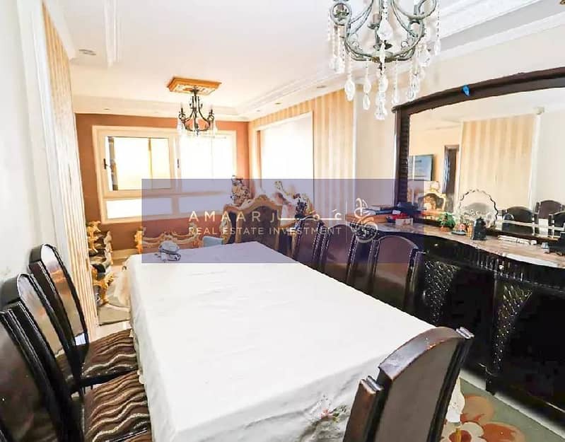 photo_5832564866873494891_y (1). jpg