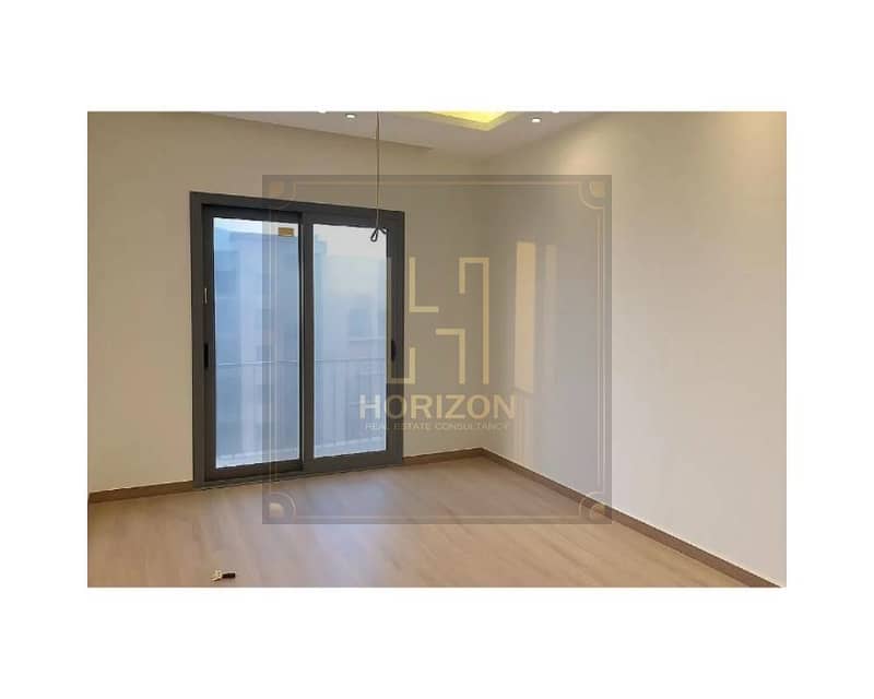 7 8073390-40d64o. jpg