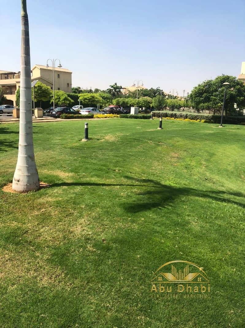 9 e7f4c17f-a76e-4a3e-9dd2-e5ce4467386b. jpg