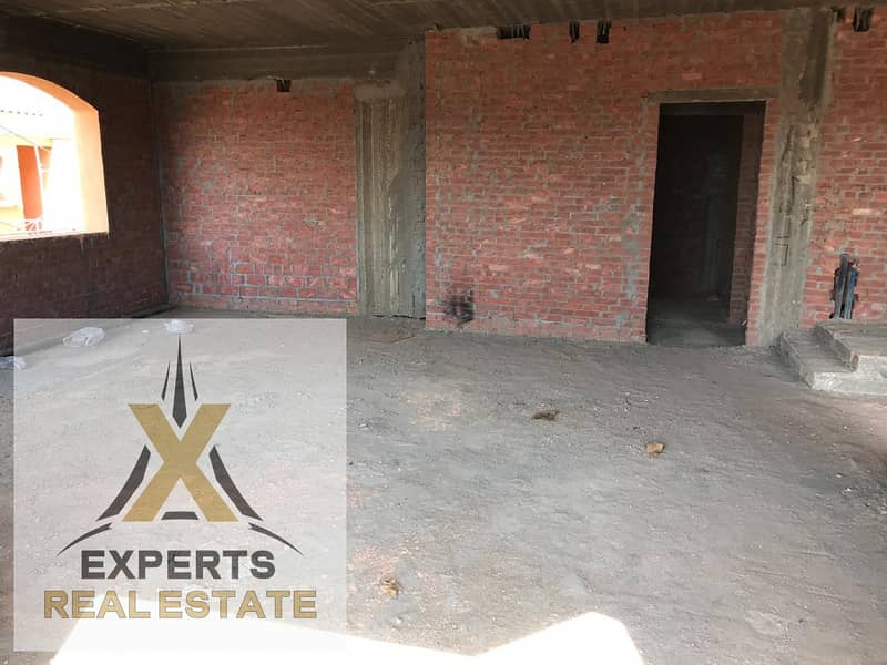 8 a06a595e-cdf1-438a-80fe-75648a2760af. jpg