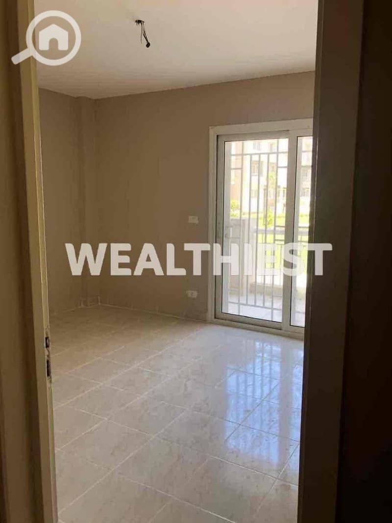 13 787d288a-cf6c-40d2-b5cb-04ad9d26bf8c. jpg