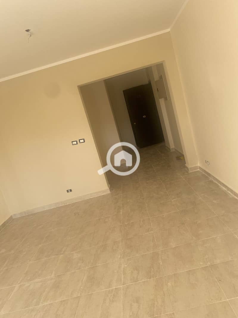 4 0e05152f-273a-4b9d-93be-44935768e01c. jpg