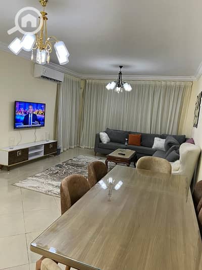 شقة 3 غرف نوم للايجار في الشيخ زايد، الجيزة - IMG-20251120-WA0032. jpg