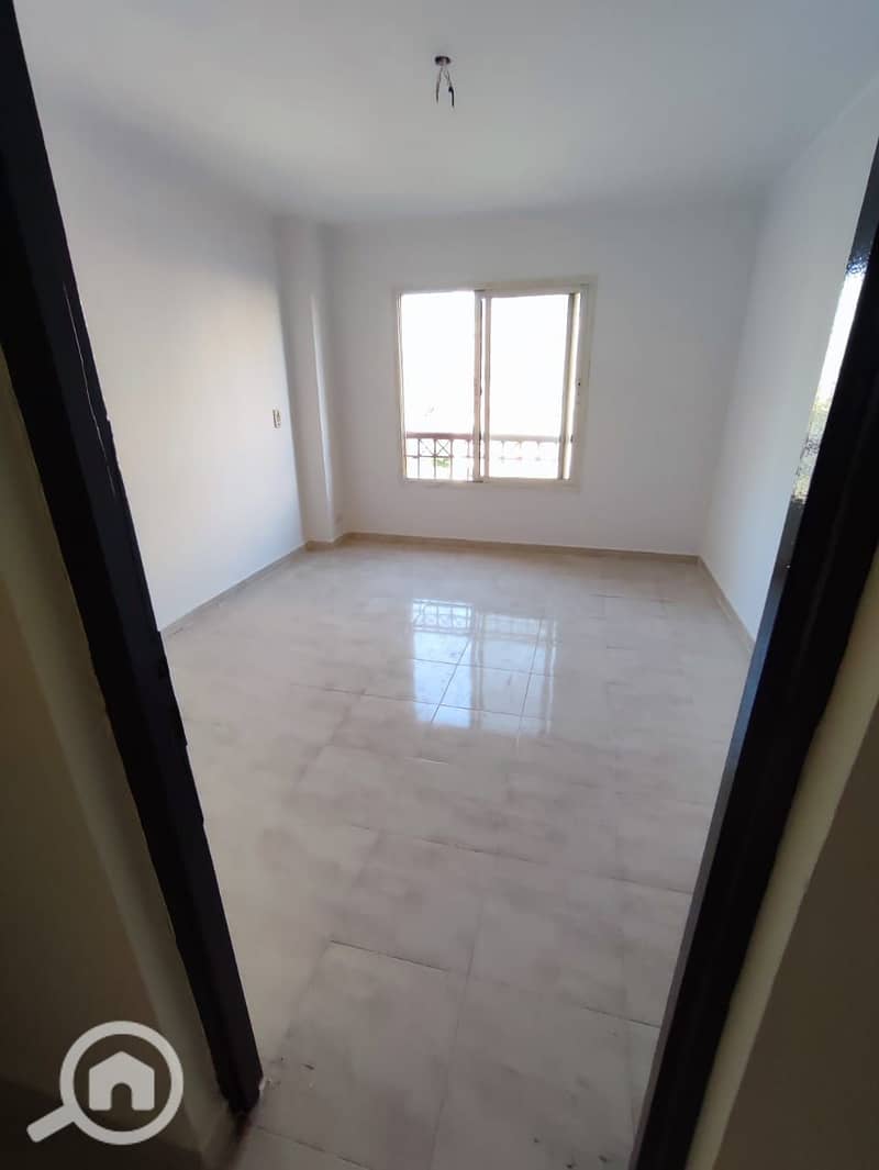 9 757d4749-90c2-4ade-a65a-e274d299cc0f. jpg