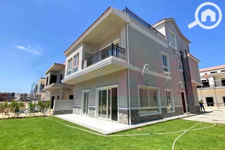 فیلا 7 غرف نوم للبيع في سموحة، الإسكندرية - WhatsApp Image 2025-11-16 at 4.08. 39 PM (1). jpg