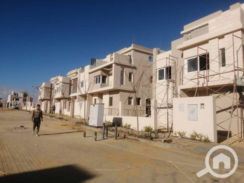 5 7c8e148b-fa86-4333-8ec1-9772a51d89f3. jpg