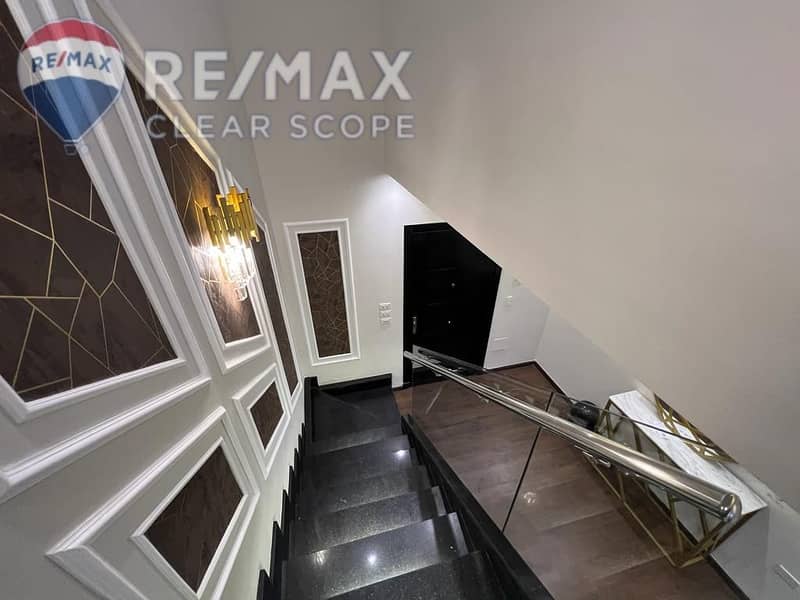 17 813e8ab0-06bf-41bc-8094-06245556890a. jpg