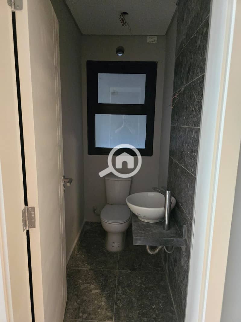 8 WhatsApp Image 2025-09-10 at 4.02. 06 PM (2). jpeg