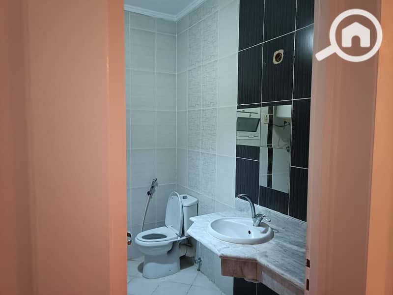 2 WhatsApp Image 2025-11-12 at 14.26. 42. jpeg