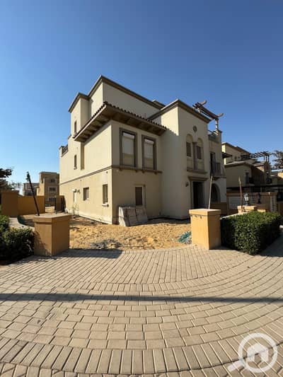 5 Bedroom Twin House for Sale in New Cairo, Cairo - IMG-20251120-WA0023. jpg
