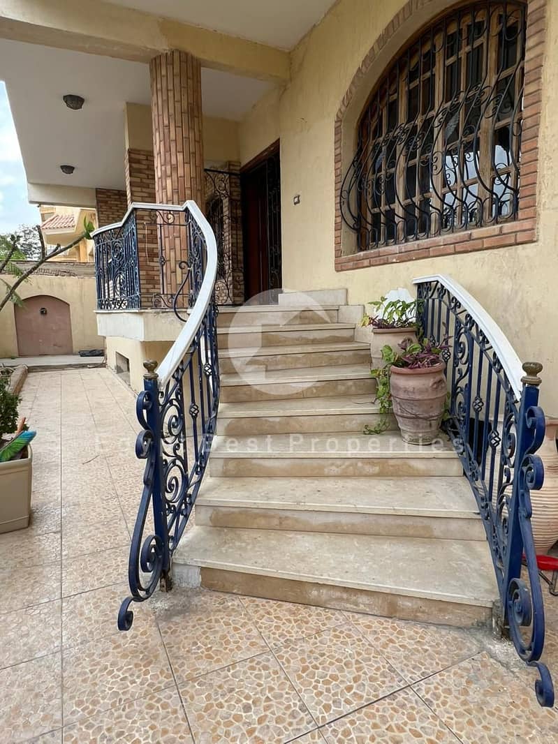 2 9a8d185c-9ca4-4618-a43d-d3302666871e. jpeg