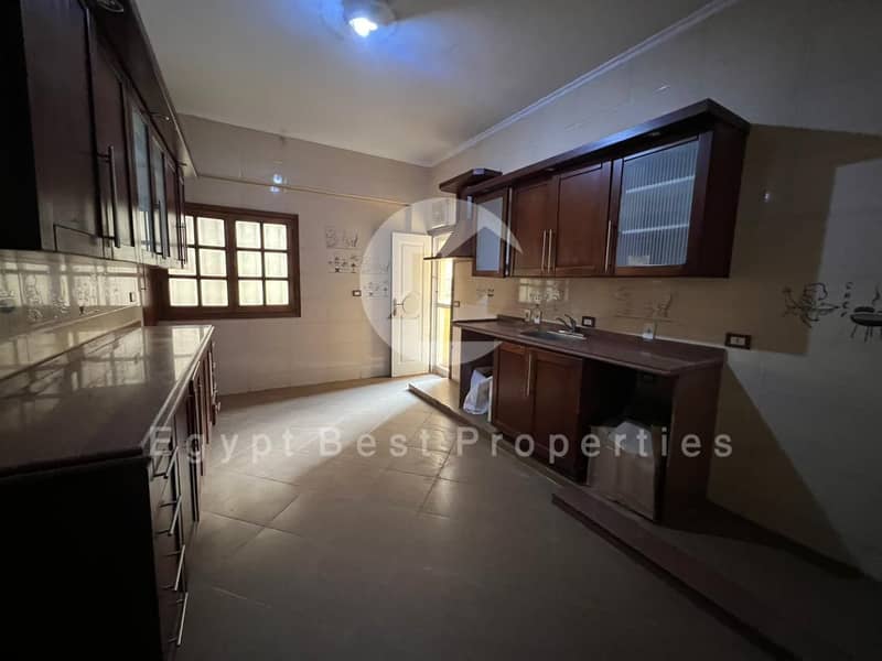 4 30a2dae9-378c-4823-a290-536547666f67. jpeg