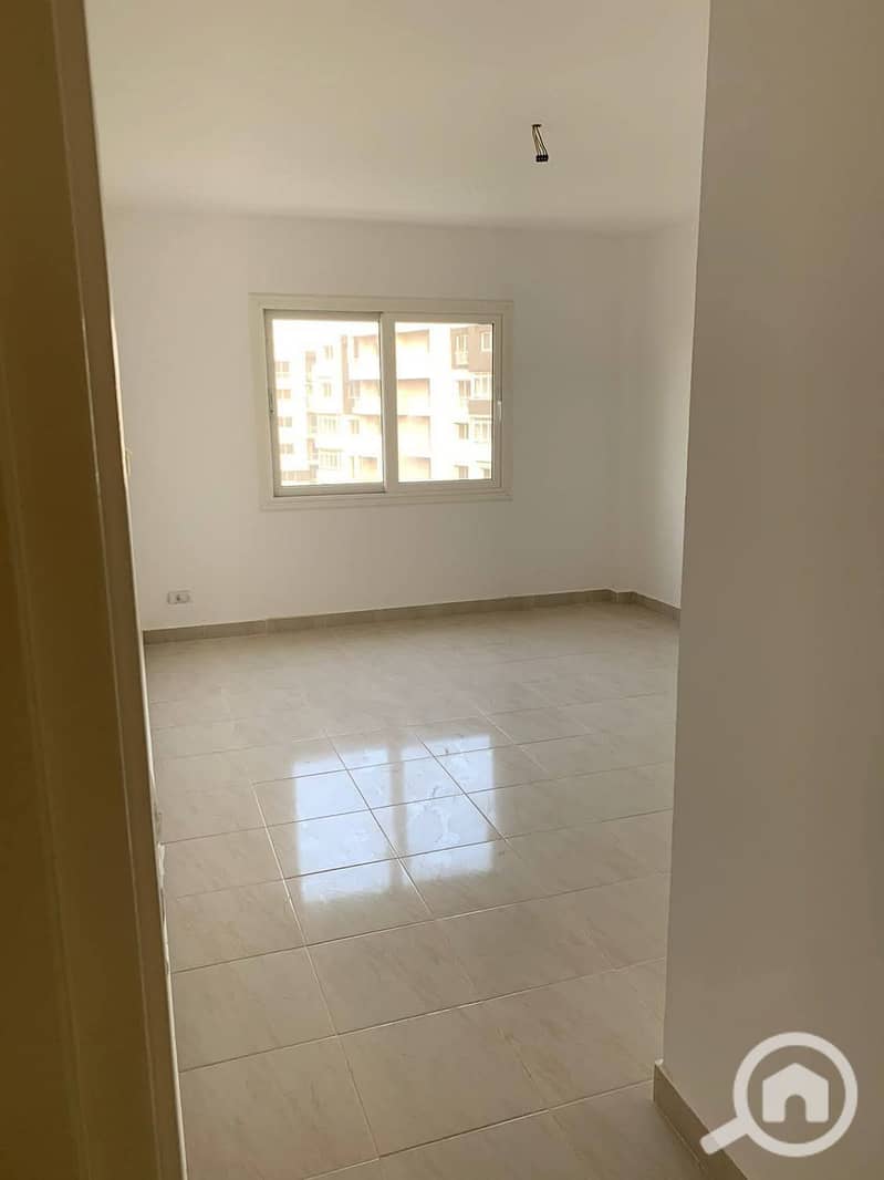 5 4af20e65-d373-45bf-8191-4b97d785d73e. jpeg