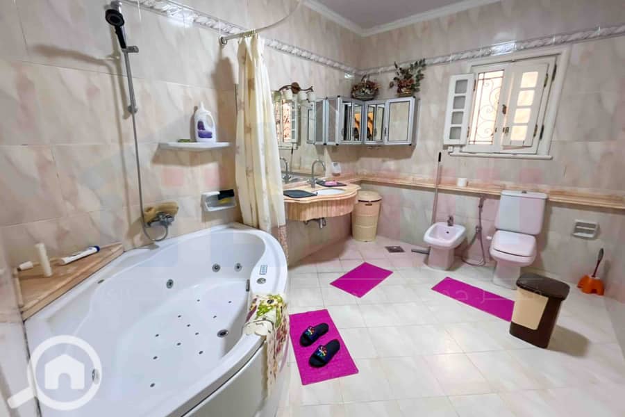 33 WhatsApp Image 2025-11-16 at 2.23. 09 AM (2). jpg