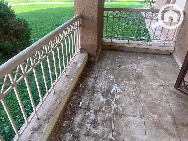 4 2b59a874-c7c5-4097-b1d5-a3170955b97e. jpg